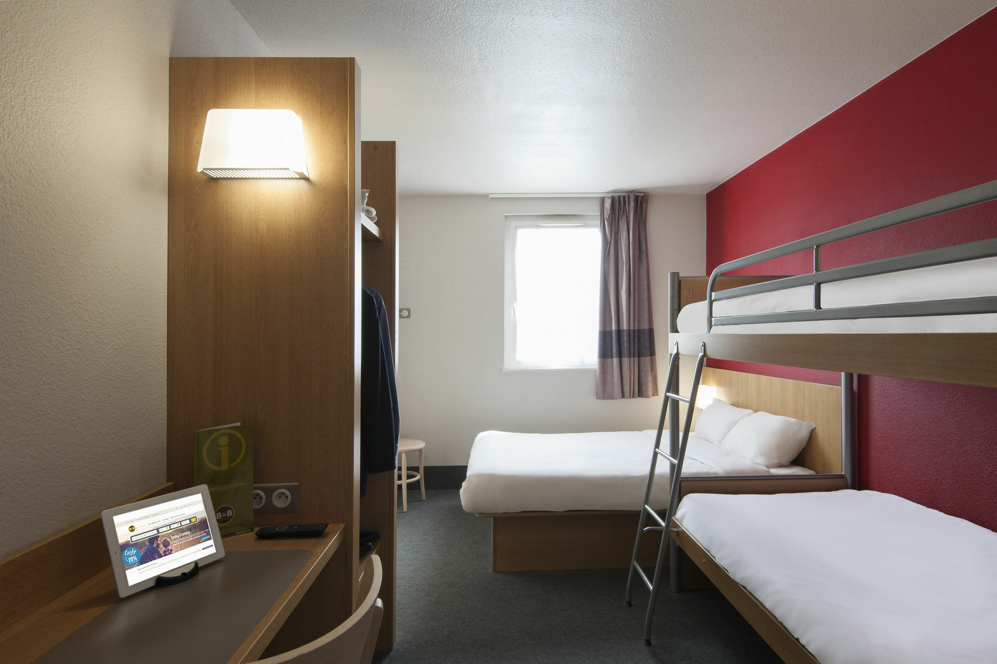 B&B Hotel Valence Sud Екстер'єр фото